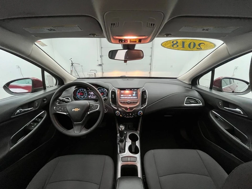 2018 Chevrolet Cruze - Image 2 of 12