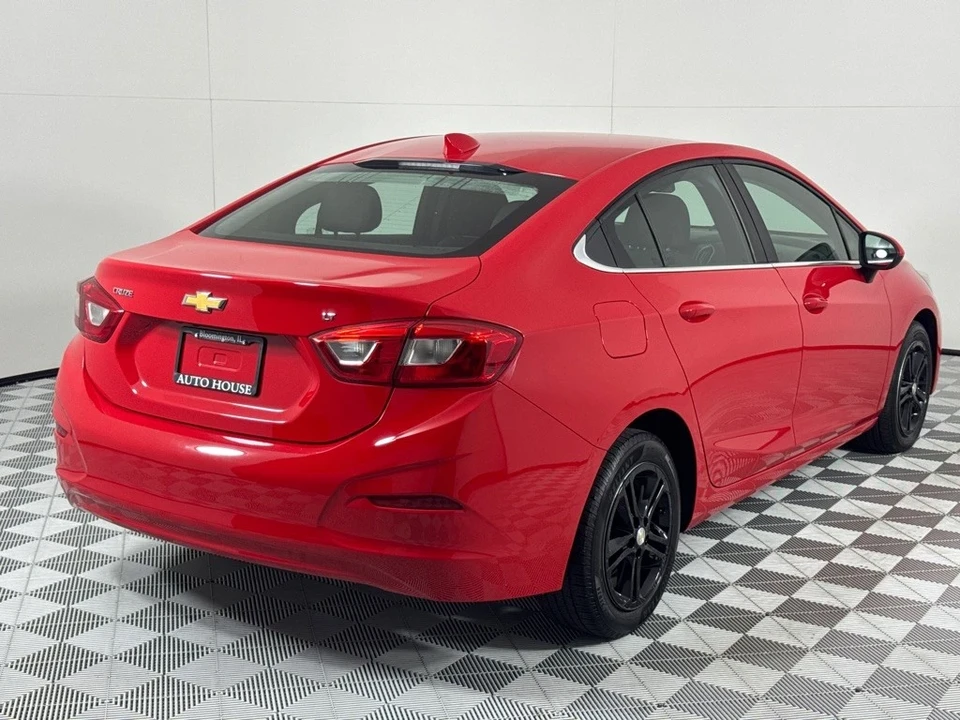 2018 Chevrolet Cruze - Image 5 of 12
