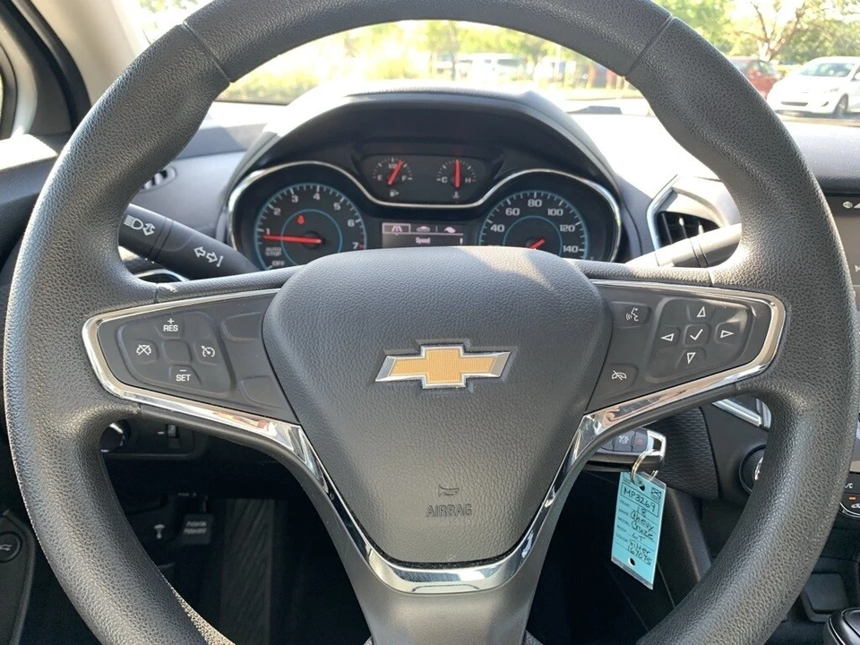 2018 Chevrolet Cruze - Image 6 of 12