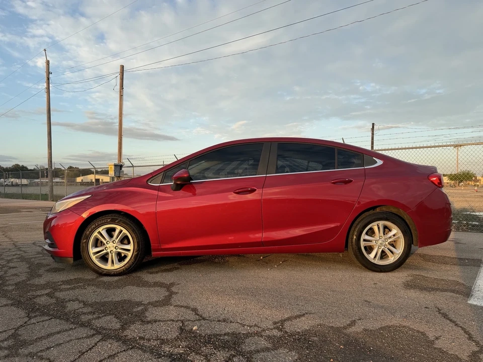 2018 Chevrolet Cruze - Image 3 of 20