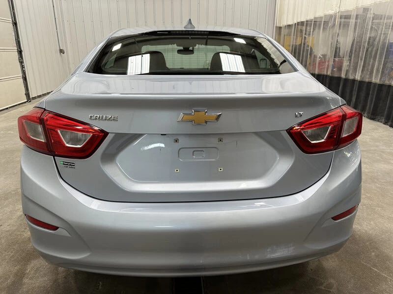 2018 Chevrolet Cruze - Image 14 of 21