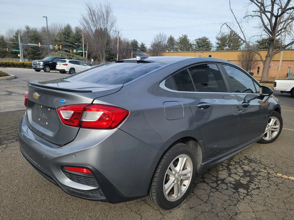 2018 Chevrolet Cruze - Image 4 of 20