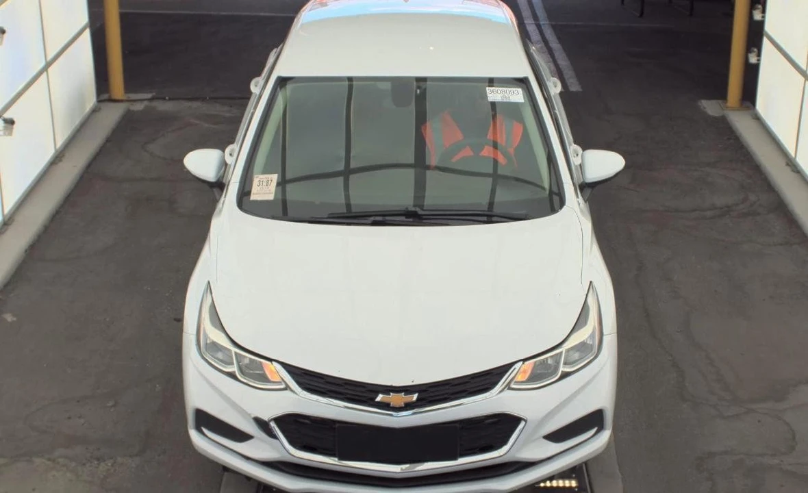 2018 Chevrolet Cruze - Image 2 of 13