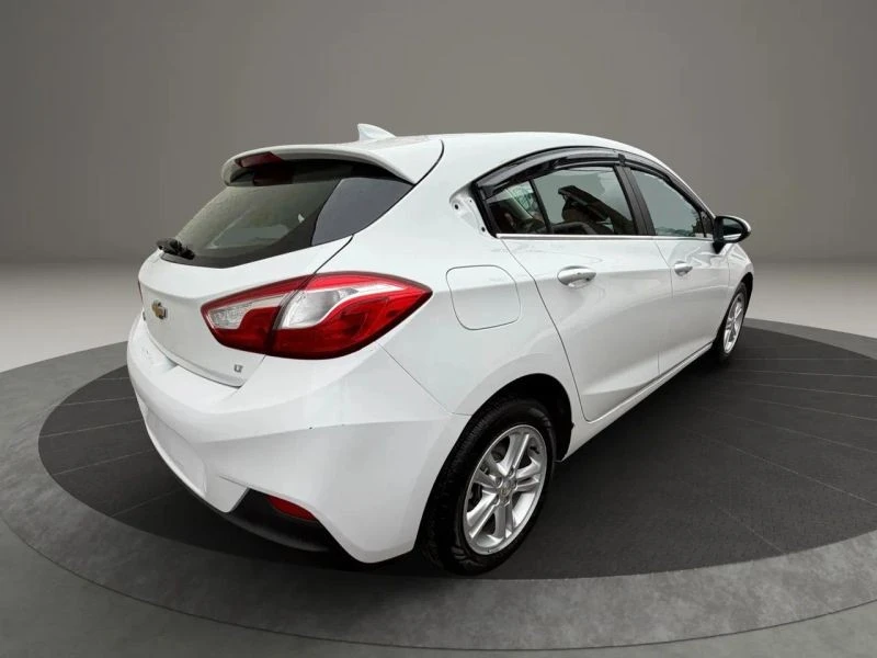 2018 Chevrolet Cruze - Image 5 of 12