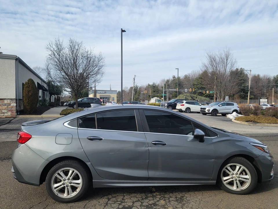 2018 Chevrolet Cruze - Image 6 of 20