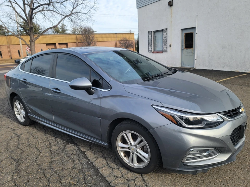 2018 Chevrolet Cruze - Image 3 of 20