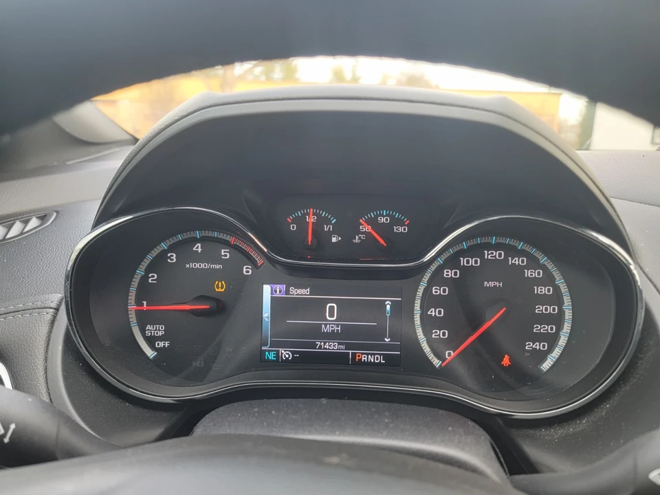 2018 Chevrolet Cruze - Image 15 of 20
