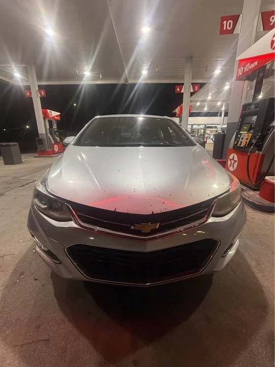 2018 Chevrolet Cruze - Image 2 of 10