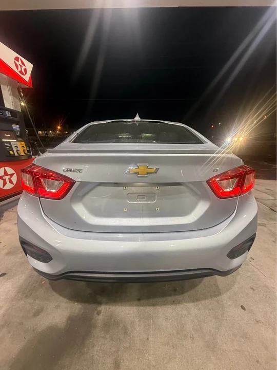 2018 Chevrolet Cruze - Image 5 of 10