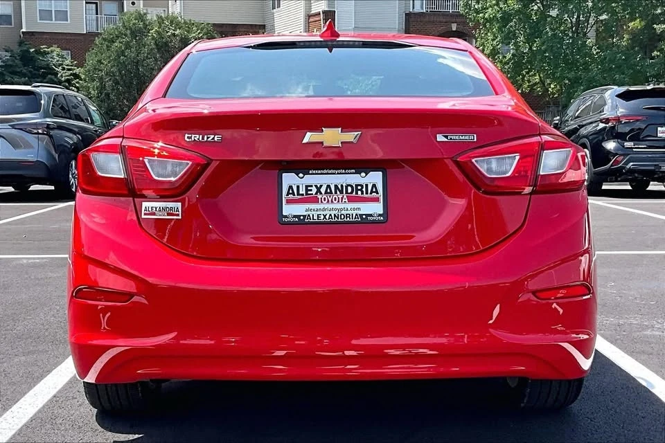 2018 Chevrolet Cruze - Image 4 of 20