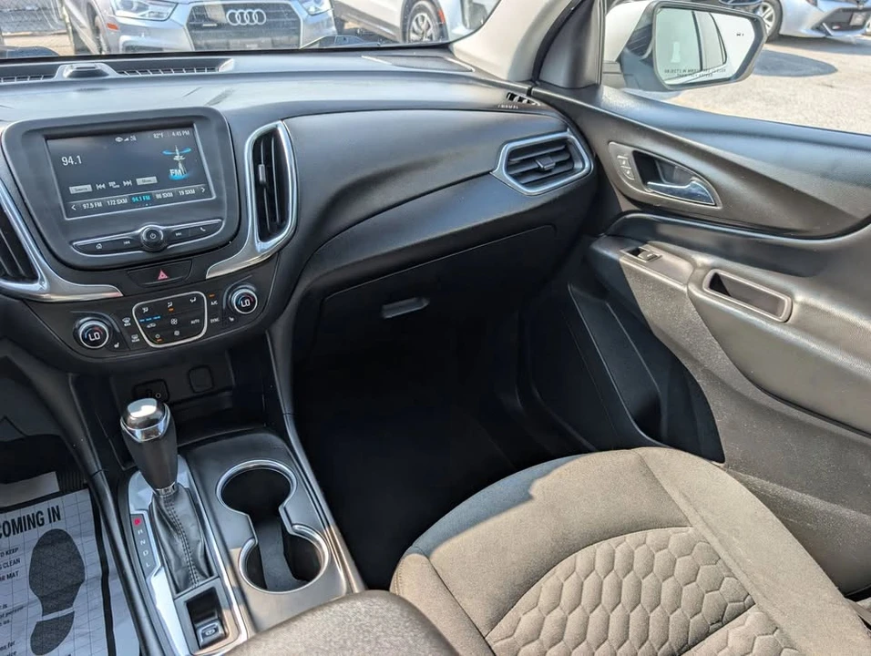 2018 Chevrolet Equinox - Image 17 of 20
