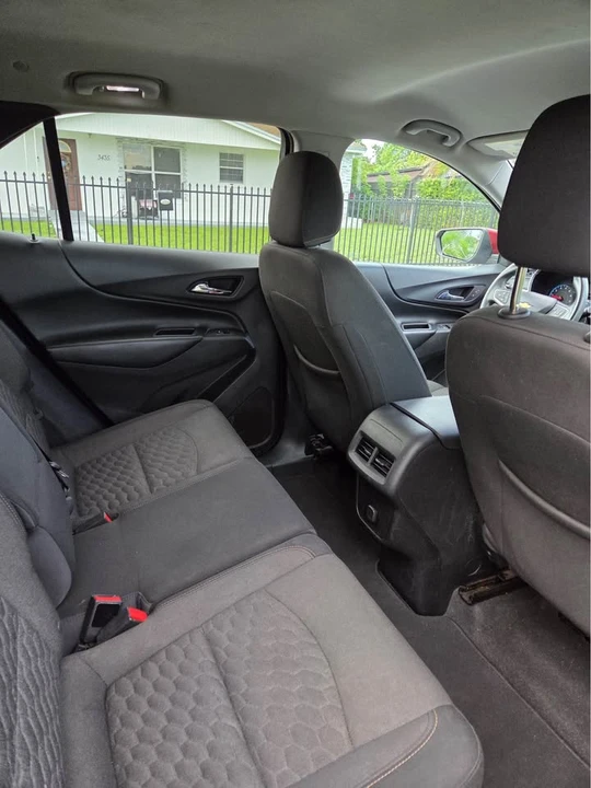 2018 Chevrolet Equinox - Image 8 of 11