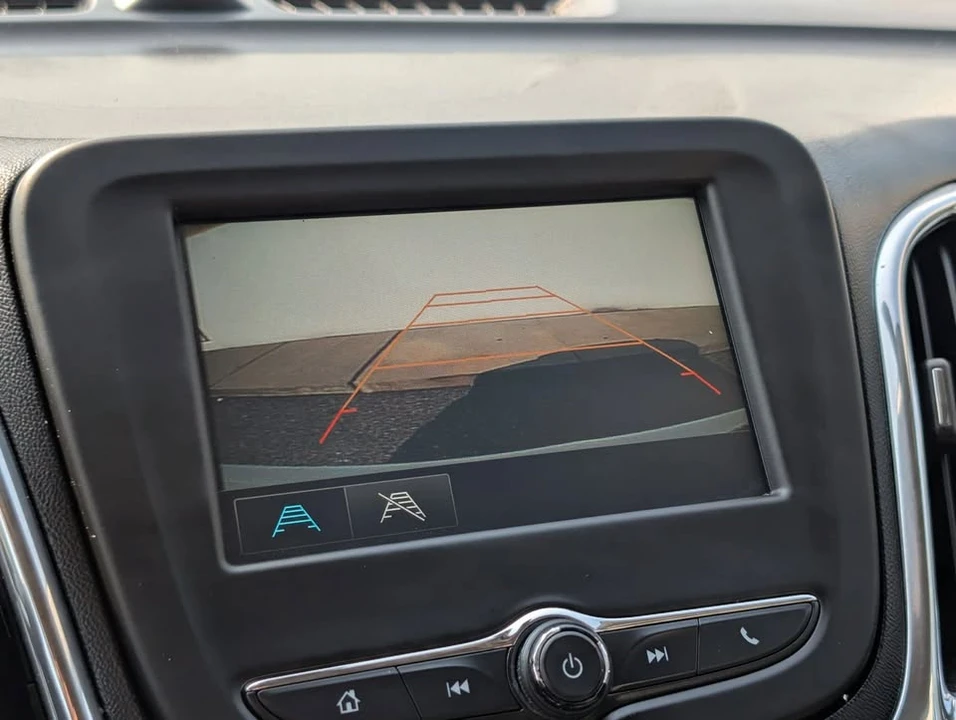 2018 Chevrolet Equinox - Image 18 of 20
