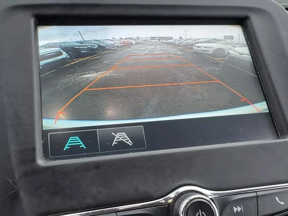 2018 Chevrolet Equinox - Image 14 of 18