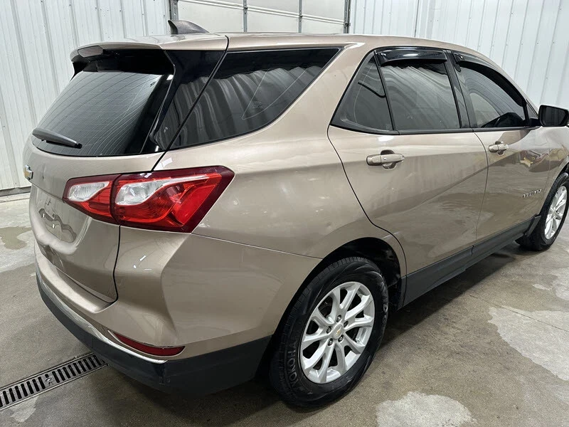 2018 Chevrolet Equinox - Image 17 of 21