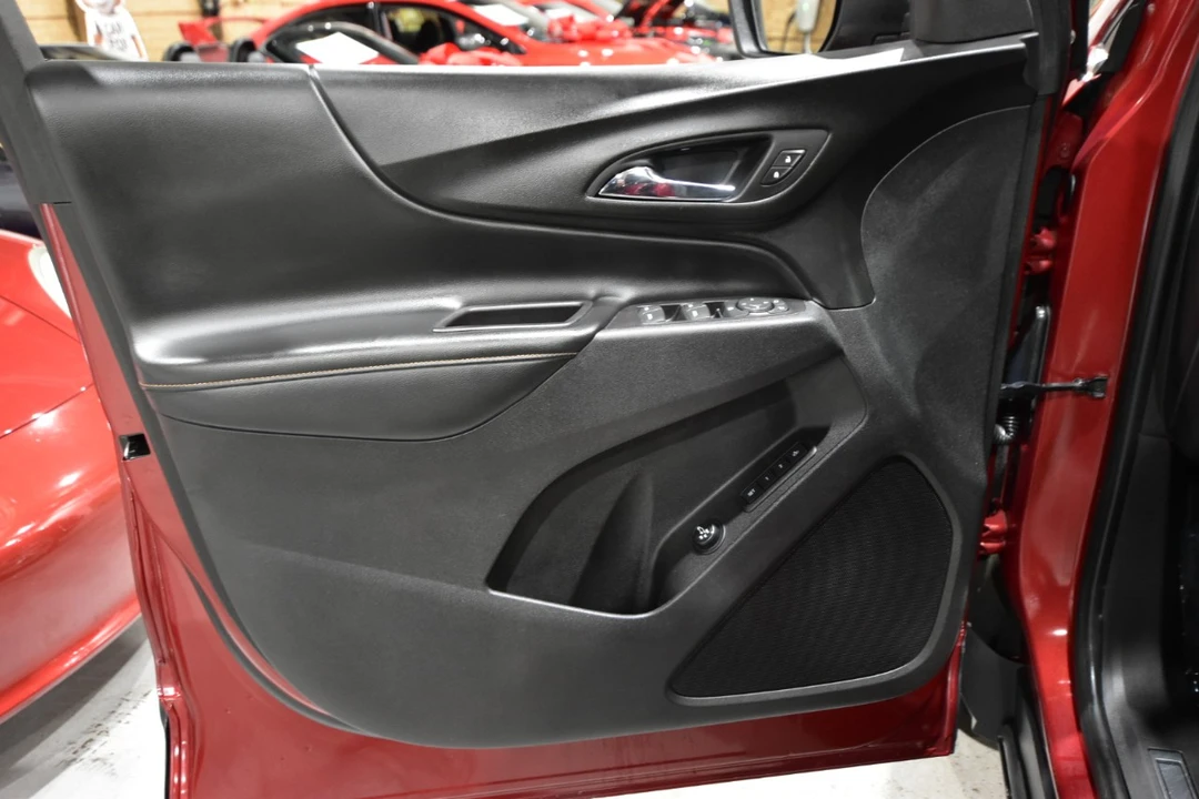 2018 Chevrolet Equinox - Image 13 of 21