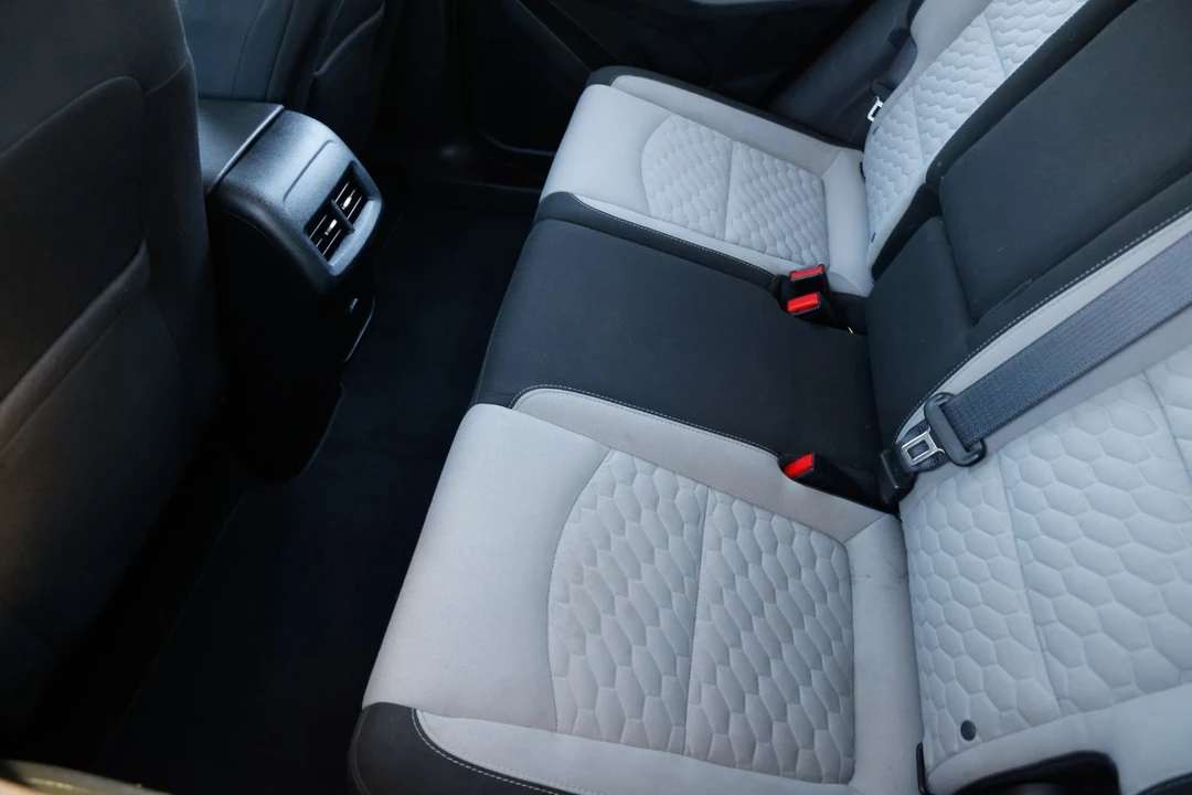 2018 Chevrolet Equinox - Image 10 of 12