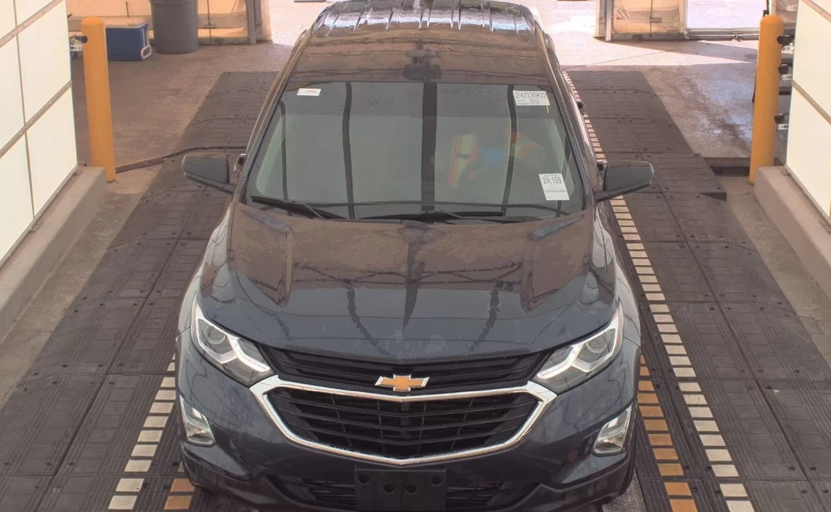 2018 Chevrolet Equinox - Image 2 of 11