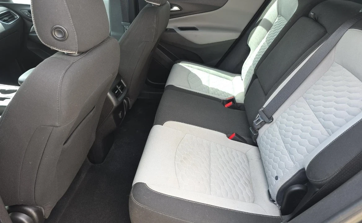 2018 Chevrolet Equinox - Image 10 of 11
