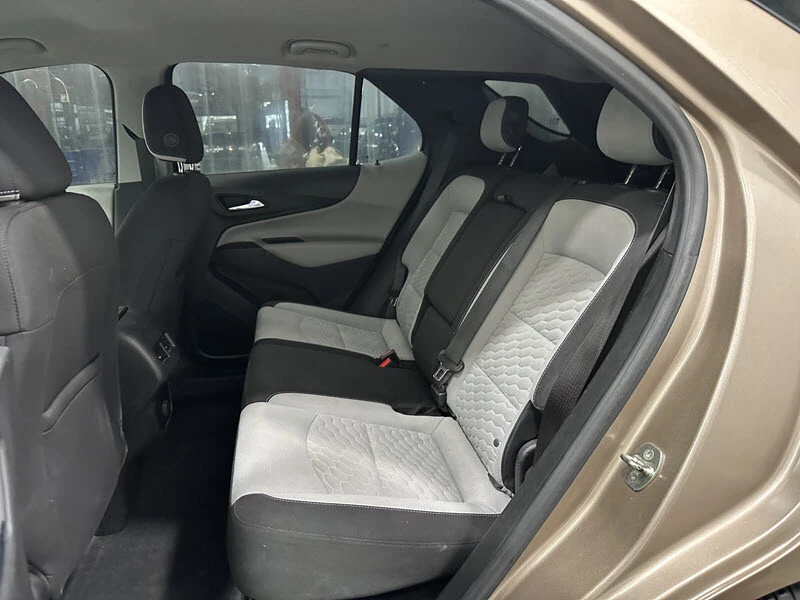 2018 Chevrolet Equinox - Image 13 of 21