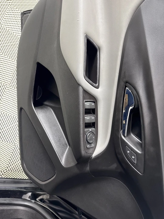 2018 Chevrolet Equinox - Image 12 of 12