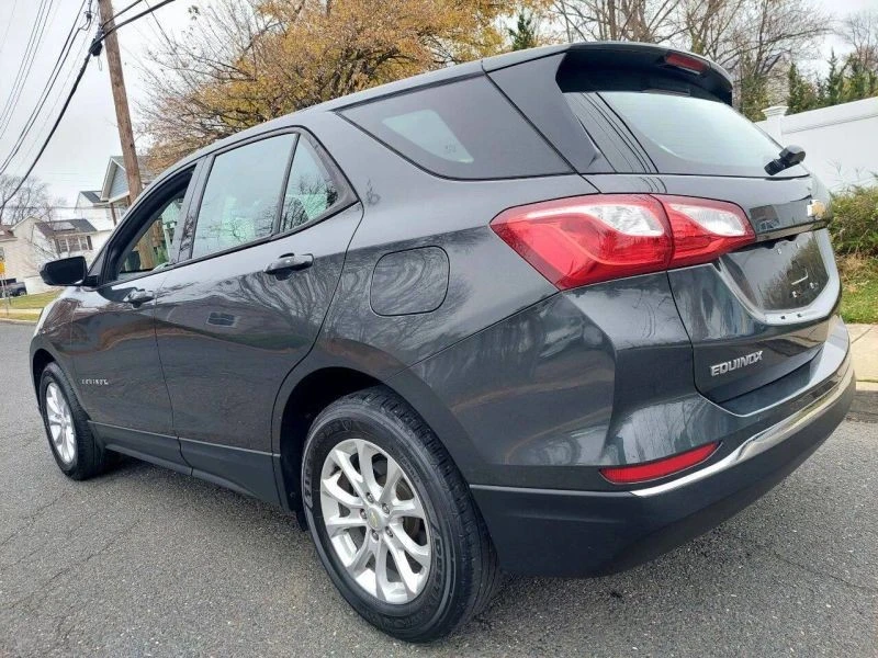 2018 Chevrolet Equinox - Image 10 of 12