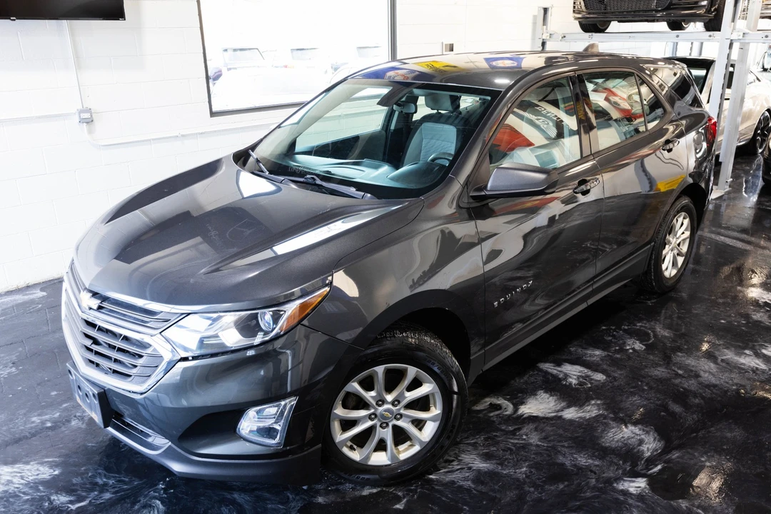 2018 Chevrolet Equinox - Image 2 of 21