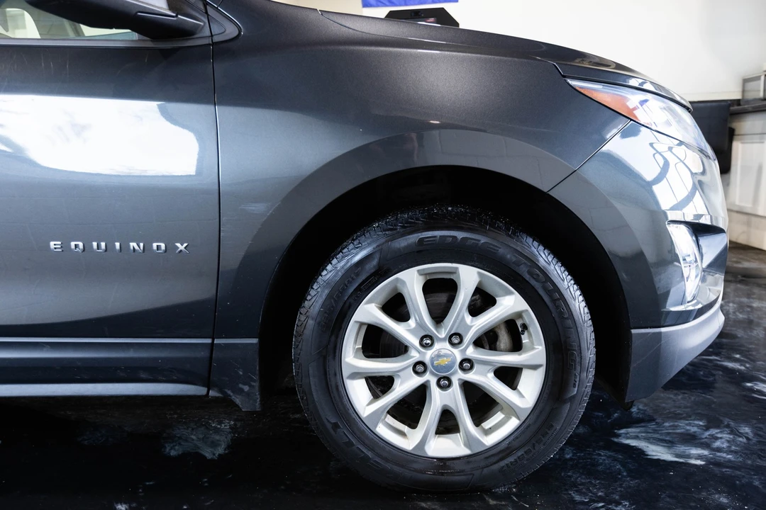 2018 Chevrolet Equinox - Image 15 of 21