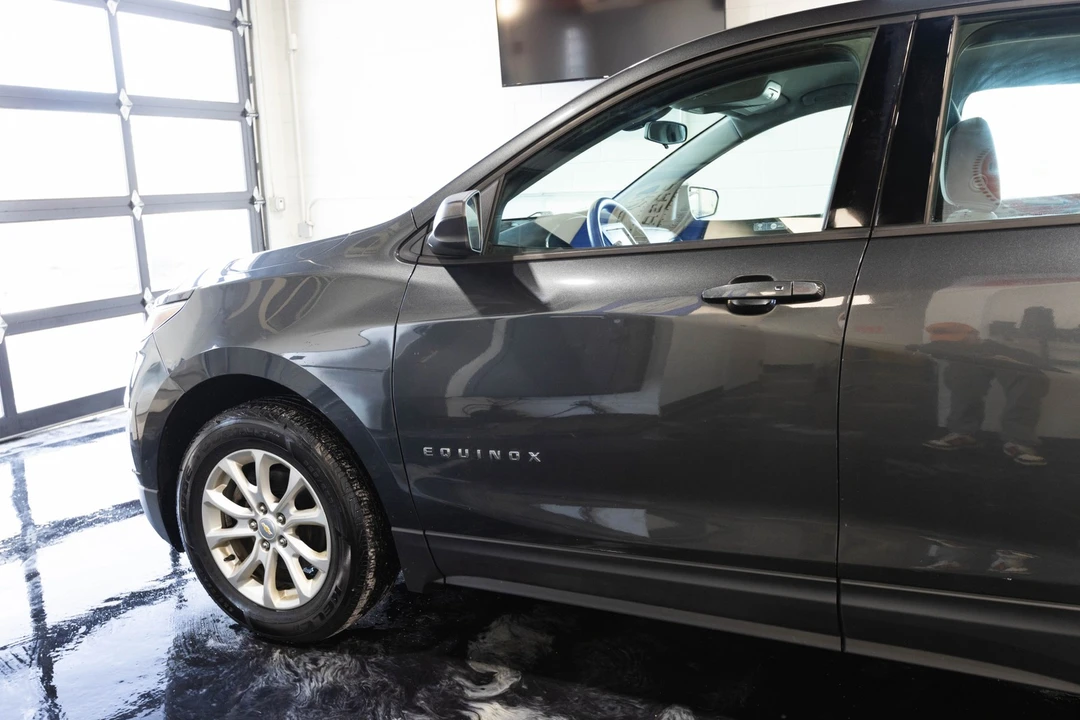 2018 Chevrolet Equinox - Image 3 of 21