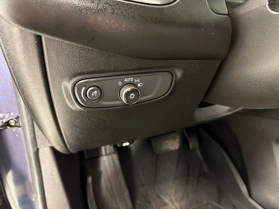 2018 Chevrolet Equinox - Image 14 of 21