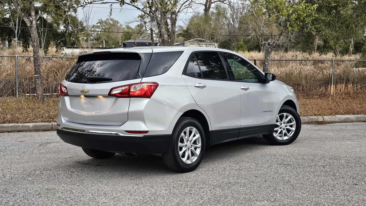 2018 Chevrolet Equinox - Image 3 of 21