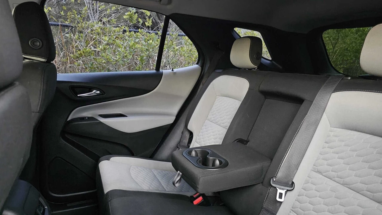 2018 Chevrolet Equinox - Image 7 of 21