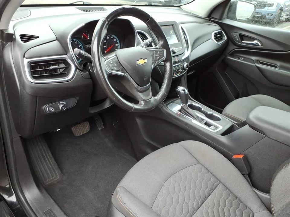 2018 Chevrolet Equinox - Image 8 of 12