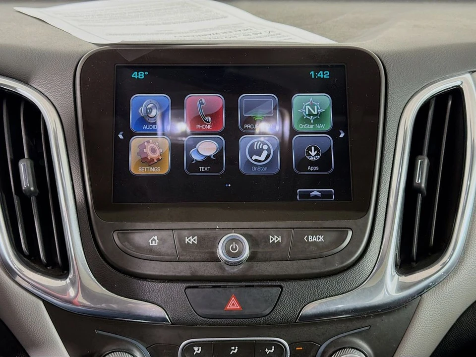 2018 Chevrolet Equinox - Image 16 of 21