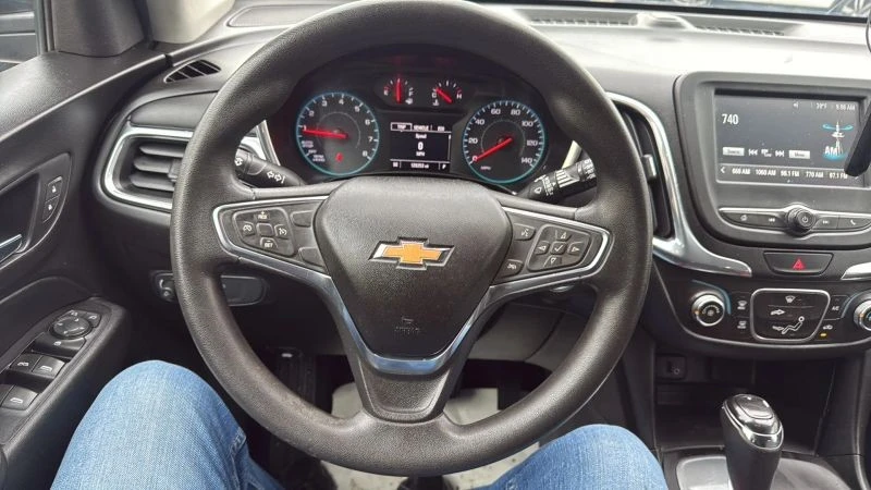 2018 Chevrolet Equinox - Image 10 of 12