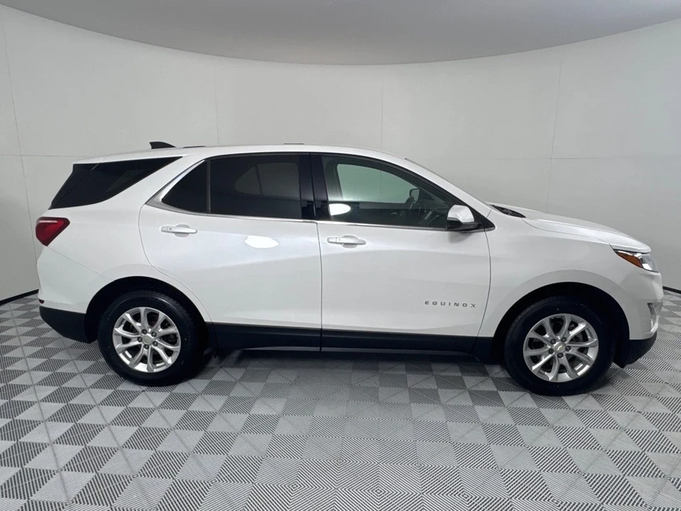 2018 Chevrolet Equinox - Image 4 of 12