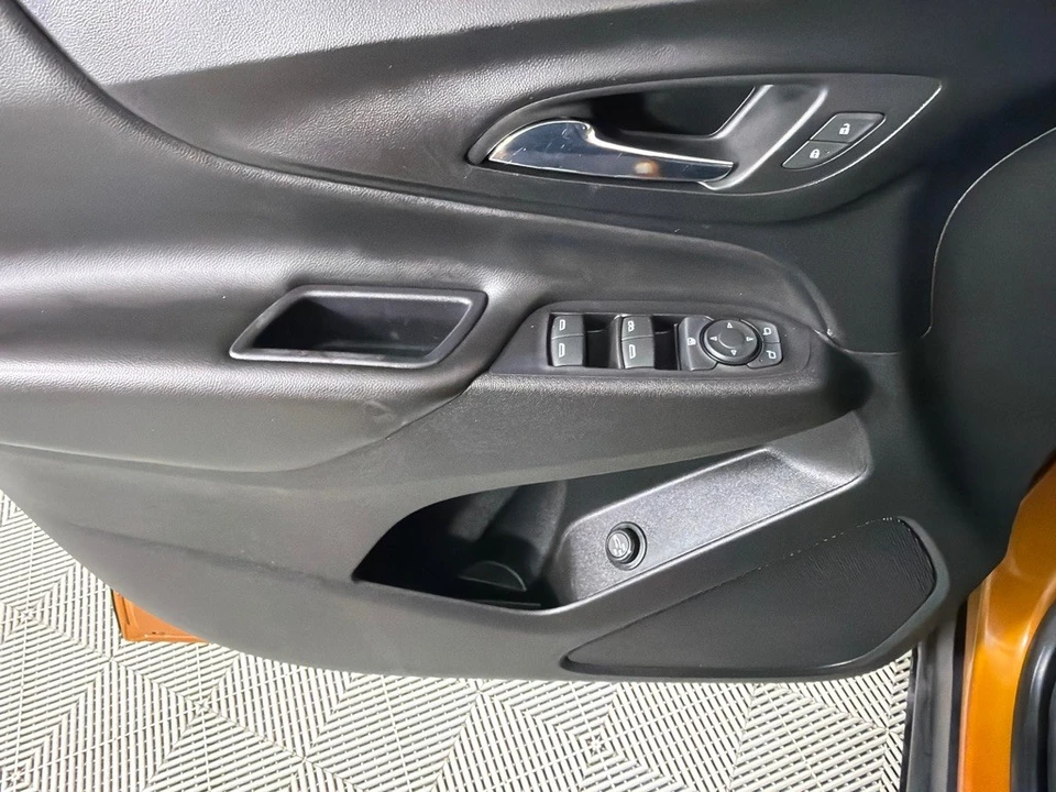2018 Chevrolet Equinox - Image 9 of 21