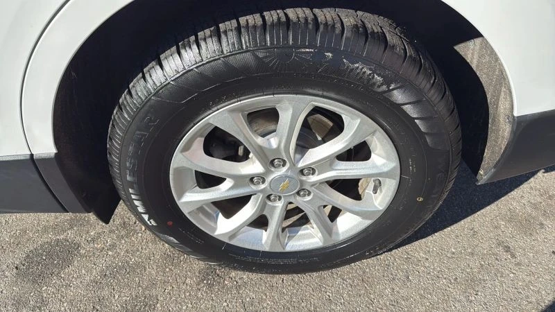 2018 Chevrolet Equinox - Image 9 of 12