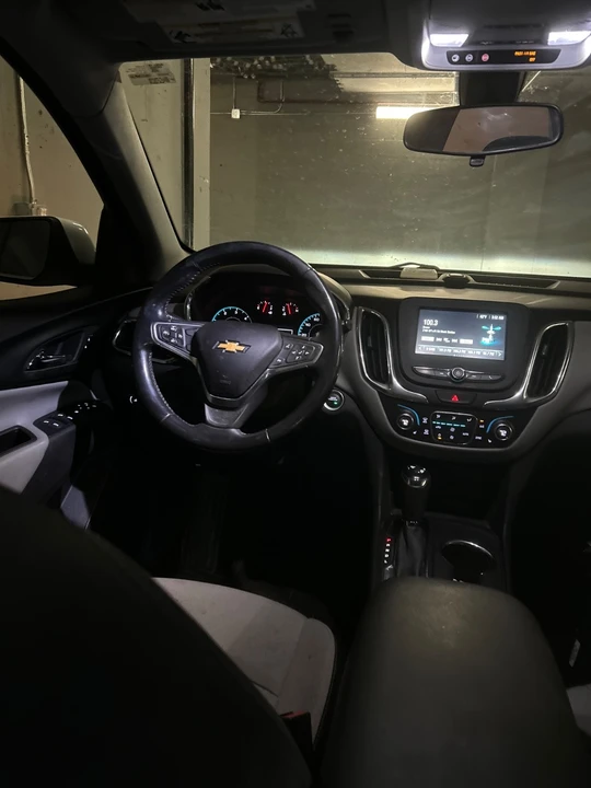 2018 Chevrolet Equinox - Image 2 of 20