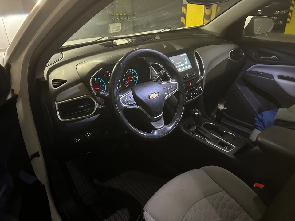 2018 Chevrolet Equinox - Image 9 of 20