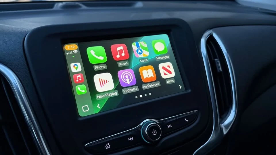 2018 Chevrolet Equinox - Image 10 of 18