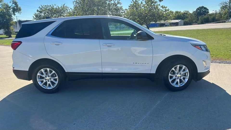 2018 Chevrolet Equinox - Image 5 of 9
