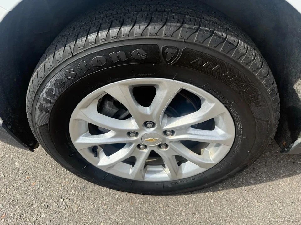 2018 Chevrolet Equinox - Image 9 of 12