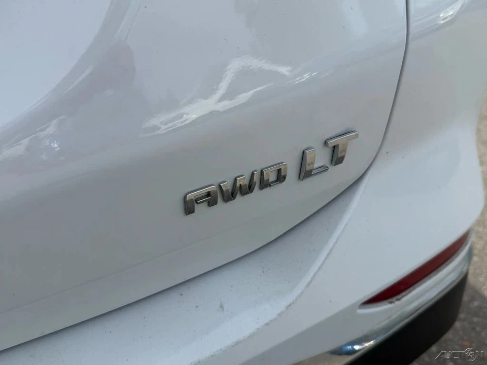 2018 Chevrolet Equinox - Image 13 of 21