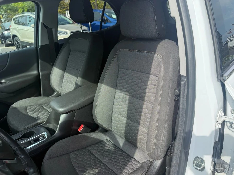 2018 Chevrolet Equinox - Image 16 of 21