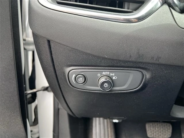 2018 Chevrolet Equinox - Image 7 of 8
