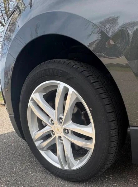2018 Chevrolet Equinox - Image 6 of 12