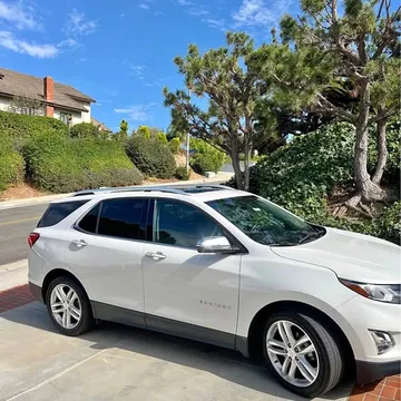 2018 Chevrolet Equinox Premier Sport Utility 4D