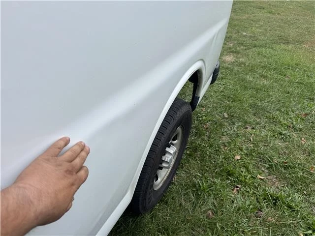 2018 Chevrolet Express - Image 4 of 20