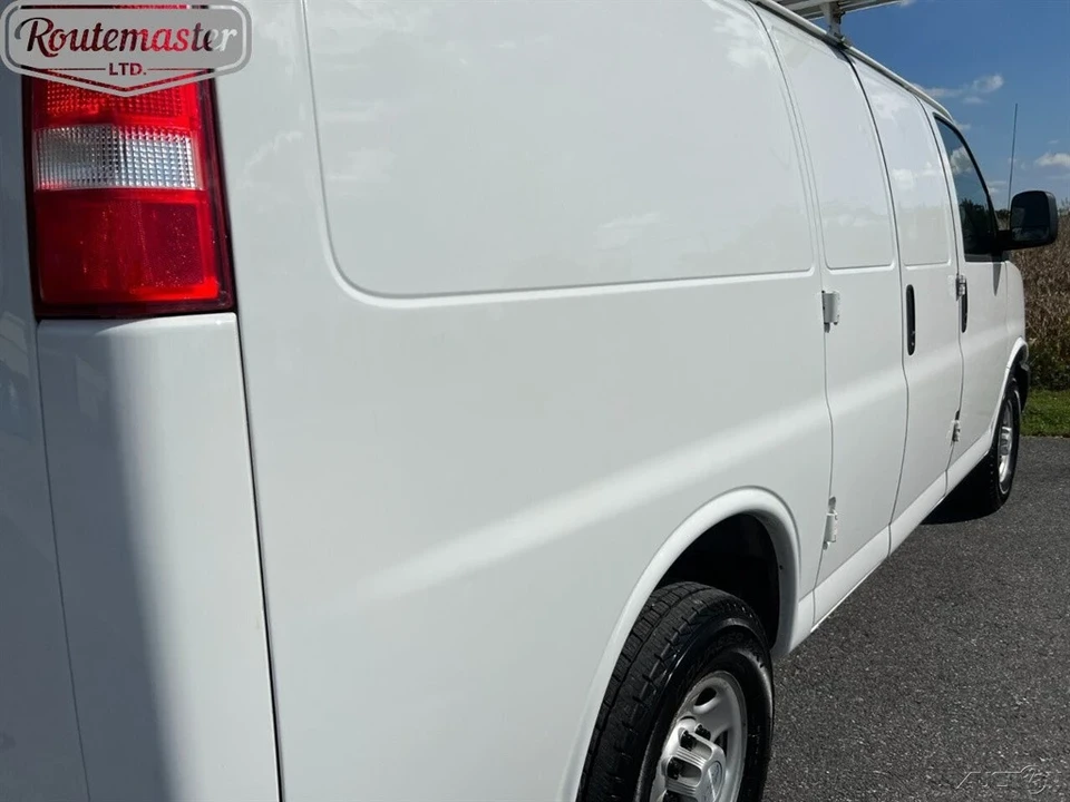2018 Chevrolet Express - Image 3 of 12